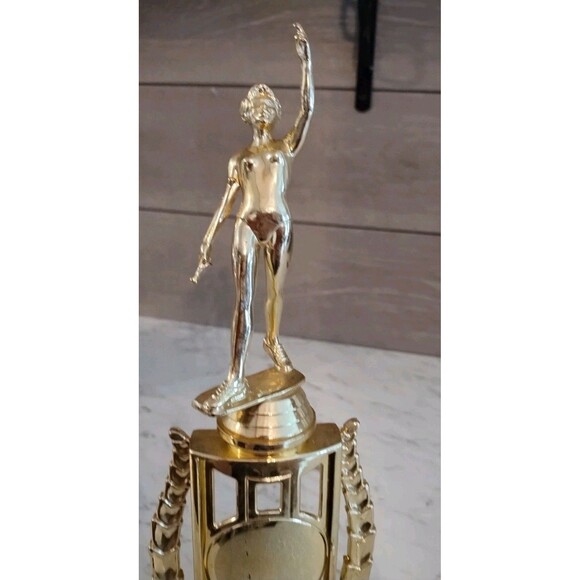 Vintage 1998 Baton Performance Trophy Marble Base 13"  Gold - Picture 6 of 7